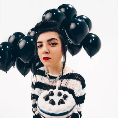 Quelle est la chanson de Hoshi qui parle de sa vie, de sa naissance jusqu�&agrave; ses 26 ans.