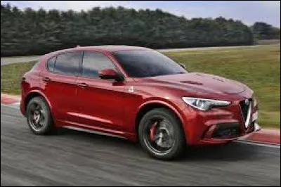 Alfa Romeo a donn&eacute; &agrave; son SUV le nom d'un col routier des Alpes :