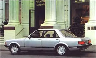 Quel constructeur a nomm&eacute; son mod&egrave;le "Granada" sorti en 1972 ?