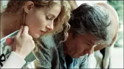 "Nouvelle .........." ?