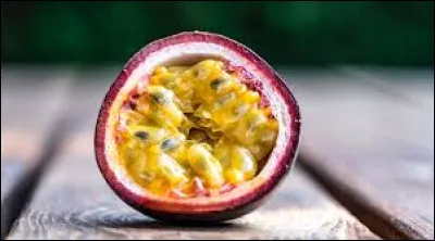 Qui a chant&eacute; "Fruit de la passion" en 1994 ?