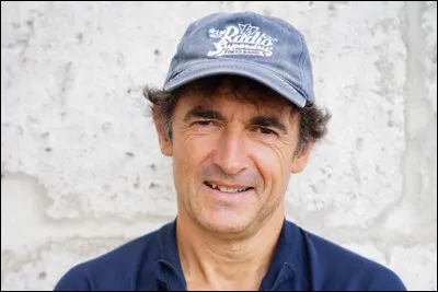 Qui est ce r&eacute;alisateur du film ''Adieu les cons'' ?