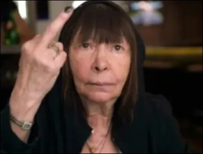 Qui est cette chanteuse interpr&egrave;te du titre ''Conne'' ?