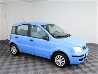 Quel constructeur a lanc&eacute; la "Panda" ?