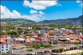 O&ugrave; se situe la ville de Basse-Terre ?