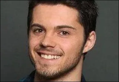 Qui interpr&egrave;te le r&ocirc;le de Michael ?