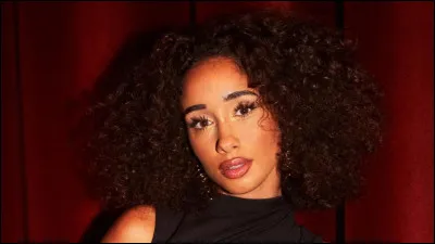 Qui interpr&egrave;te le r&ocirc;le de Jenna ?