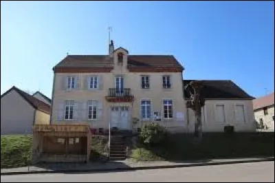 Je vous emm&egrave;ne maintenant &agrave; Cuiserey. Village C&ocirc;te-d'Orien, il se situe en r&eacute;gion ...