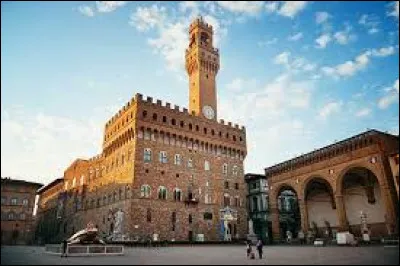 Le "Palazzo Vecchio", &eacute;difi&eacute; au d&eacute;but du XIVe si&egrave;cle sur la Piazza della Signoria, se trouve &agrave; ...