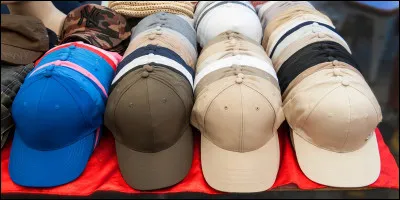 Quel est le nom de la personne qui fabrique ou vend des casquettes ?