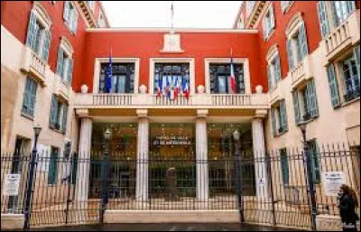 A Nice, les sondages donnaient Ciotti (UDR) et le maire sortant Estrosi (Horizons) au coude &agrave; coude : qu'advient-il &agrave; l'issue des deux tours ?