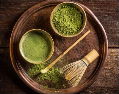 C'est un 10, mais &agrave; chaque pleine lune, iel se transforme en matcha (tu ne peux pas le boire du coup, attention).C'est un combien ?