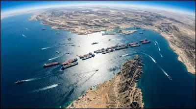 Le d&eacute;troit d'Ormuz permet la communication entre le golfe Persique et le golfe d'Oman : quel est l'origine de son nom ?