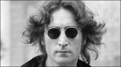 On doit le tube "Imagine" en 1971 &agrave; Paul McCartney.