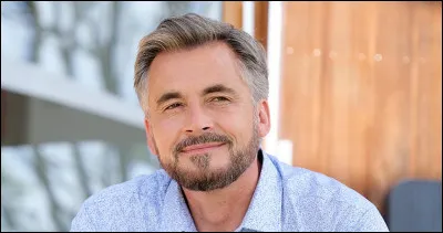 Dans quel pays est-il n&eacute; ?