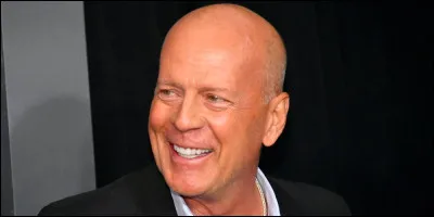 Qui est cet acteur qui joue le premier r&ocirc;le dans le film ''Pi&egrave;ge de cristal'' ?