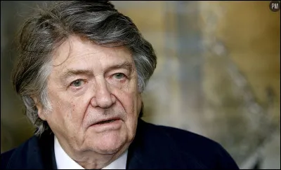 Qui est ce cin&eacute;aste r&eacute;alisateur du film ''Le Pi&egrave;ge &agrave; cons'' ?