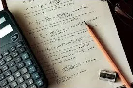 Une suite arithm&eacute;tique de raison r = –4 et u(0) = 10 donne u(6) = ...