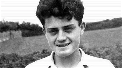 Quelle activit&eacute; sociale pratique-t-il dans son adolescence ?