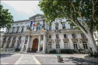 A Avignon, quatre listes (divers droite, RN, PS et LFI) ont recueilli entre 19 et 27 % au premier tour : quel est le r&eacute;sultat final ?