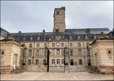 A Dijon, la socialiste Koenders devan&ccedil;ait deux listes de droite : quel est le r&eacute;sultat final ?