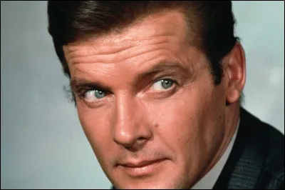 Qui est acteur qui joue le r&ocirc;le principal dans la s&eacute;rie t&eacute;l&eacute;vis&eacute;e britannique ''Le Saint' ?