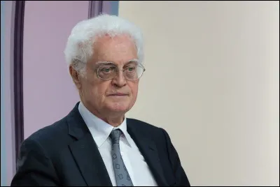 Sous quel pr&eacute;sident de la R&eacute;publique Lionel Jospin a-t-il &eacute;t&eacute; nomm&eacute; Premier ministre en 1997 ?