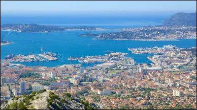 Le nom de cette ville est...