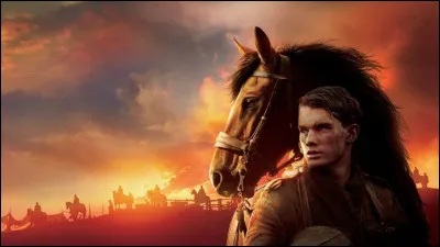 Quel est le titre du film dramatique historique, r&eacute;alis&eacute; par Steven Spielberg en 2011, qui met en sc&egrave;ne un cheval au coeur de la Premi&egrave;re Guerre mondiale ?