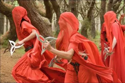 Qui est la chef des soeurs de l'obscurit ?