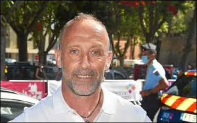 Ce coureur cycliste, qui a &eacute;t&eacute; champion de France sur route en 1992 et champion du monde sur route en 1994, c'est Luc ...