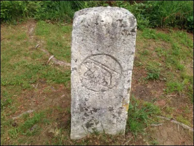 &Agrave; la fronti&egrave;re suisse, dans quel d&eacute;partement actuel se trouve Pfetterhouse, qui repr&eacute;sentait le kilom&egrave;tre z&eacute;ro du front de l'Ouest lors de la Premi&egrave;re Guerre mondiale ?