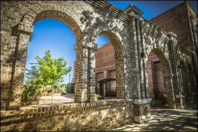 Dublin, ville sise en ... dont elle est la capitale.