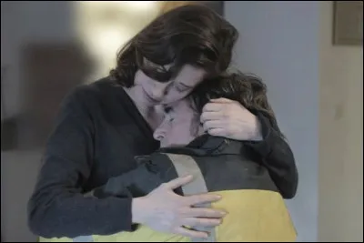 Elle obtient le C&eacute;sar de la meilleure actrice lors de l'&eacute;dition 2002 pour le r&ocirc;le de Carla Behm dans "Sur mes l&egrave;vres" puis le C&eacute;sar de la meilleure actrice dans un second r&ocirc;le en 2010 pour le r&ocirc;le de St&eacute;phane dans "&Agrave; l'origine" :