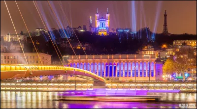 Sauriez-vous deviner le nom de cette c&eacute;l&egrave;bre ville fran&ccedil;aise ?