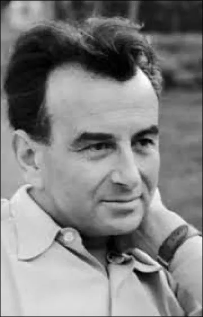 Quelle nouvelle publie clandestinement en 1942 l'illustrateur, &eacute;crivain et r&eacute;sistant Vercors, de son vrai nom Jean Bruller (1902-1991) ?