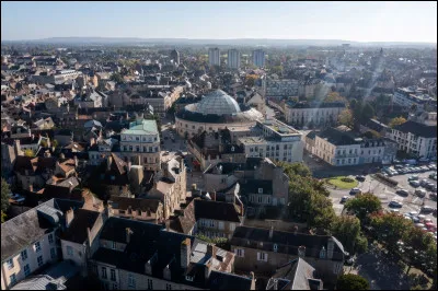 Quelle est cette capitale de la dentelle en Normandie ?