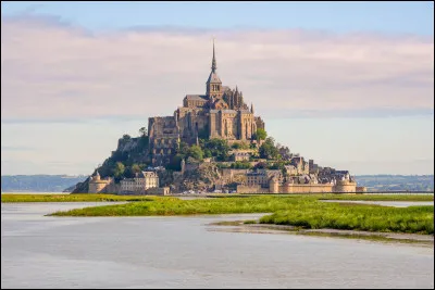 Le Mont-Saint-Michel est normand.