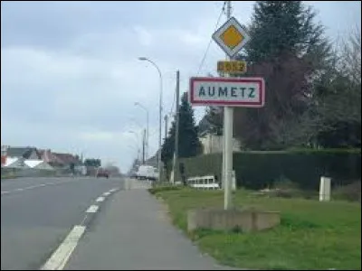 Notre balade d&eacute;marre en Lorraine, &agrave; l'entr&eacute;e d'Aumetz. Ville de l'arondissement de Thionville, elle se situe dans le d&eacute;partement ...