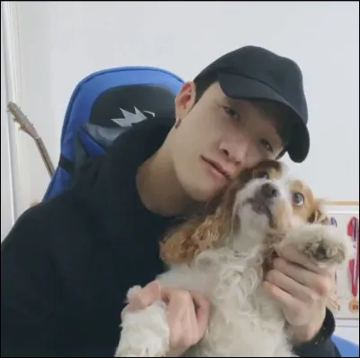 Comment s'appelle son chien ?