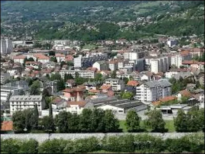 La ville d'Albertville est situ&eacute;e dans le d&eacute;partement...