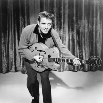 &Agrave; quel pionnier du rock'n'roll, mort &agrave; seulement 21 ans, doit-on C'mon Everybody et Summertime Blues ?