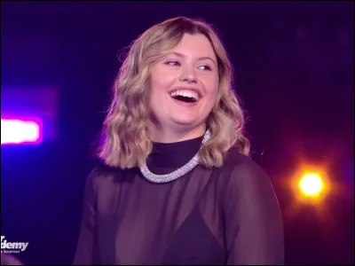 Comment s�appelle cette chanteuse issue de la Star Academy ?