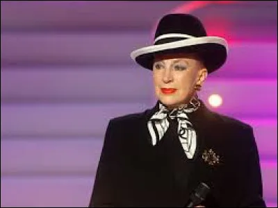 Quel &eacute;tait le nom de la "Dame au chapeau" ?