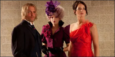 De quoi parle-t-il avec Katniss dans les bois juste avant la Moisson ?