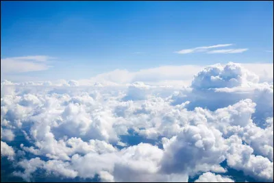 Le poids d'un nuage peut atteindre 1 million de tonnes...