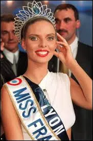 Qui est cette Miss France en 2002 (Lyon) ?