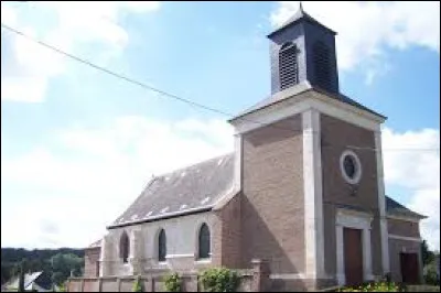 Je vous attends maintenant dans les Hauts-de-France, &agrave; Breilly, devant l'&eacute;glise Saint-Sulpice. Village de l'aire d'attraction Ami&eacute;noise, il se situe dans le d&eacute;partement ...
