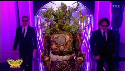Qui &eacute;tait derri&egrave;re le costume du cyborg et a &eacute;t&eacute; d&eacute;masqu&eacute; le vendredi 29 mai 2026 ?