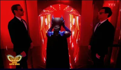 Une deuxi&egrave;me star internationale d&eacute;barque sur le plateau de "Mask Singer". Qui &eacute;tait derri&egrave;re le costume de la chauve-souris et a &eacute;t&eacute; d&eacute;masqu&eacute; le vendredi 12 juin 2026 ?